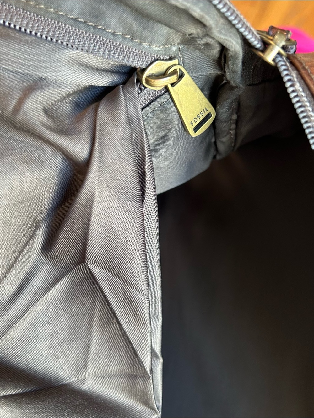 Fossil Buckner Convertible Commuter Leather Bag - Picture 7 of 16